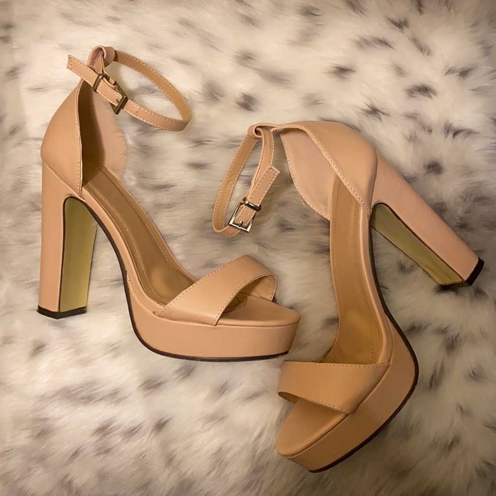 Nude matte platform heels - Picture 1 of 4